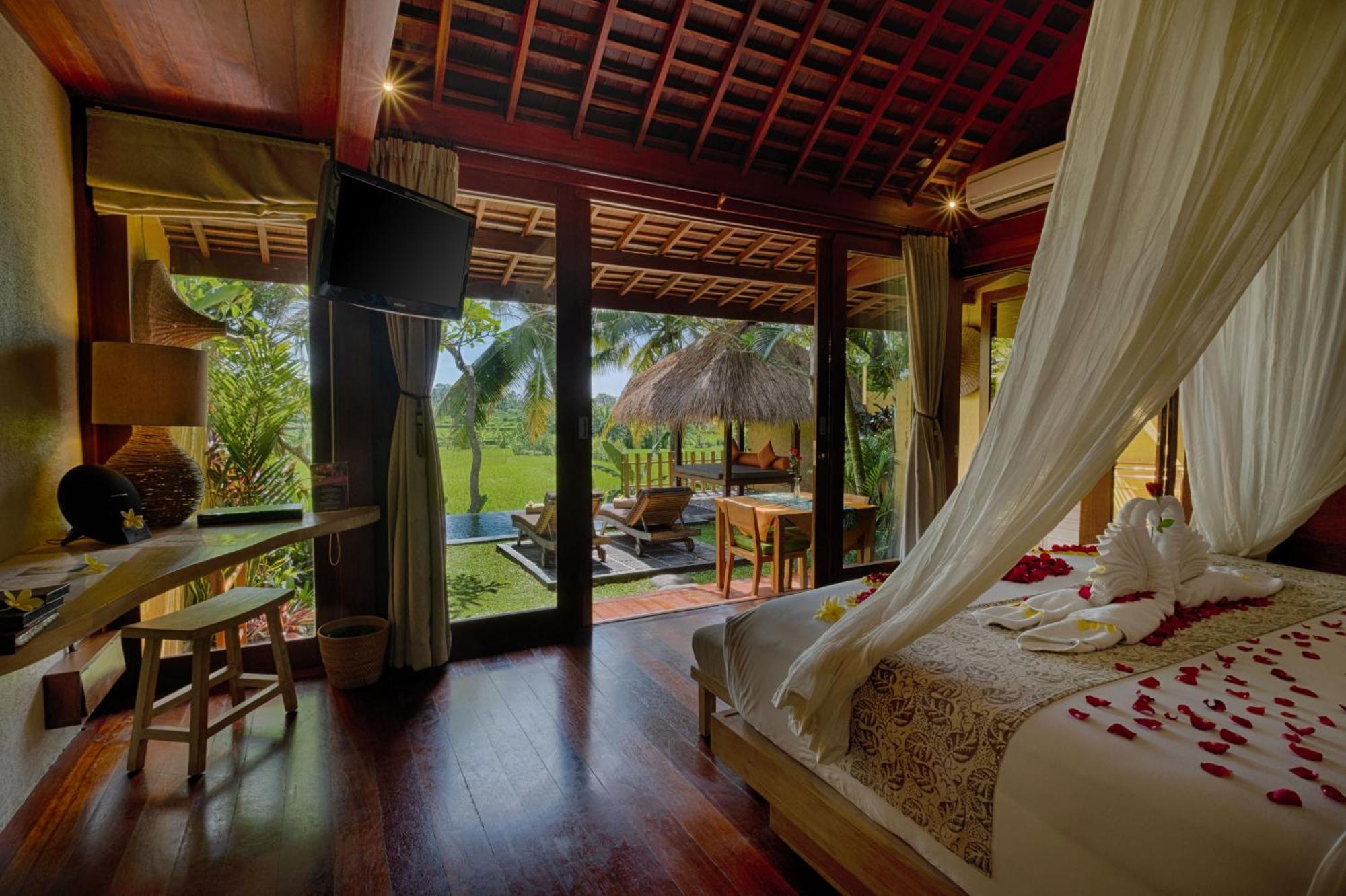 One-Bedroom Private Pool Villa Rice Field View Benefits